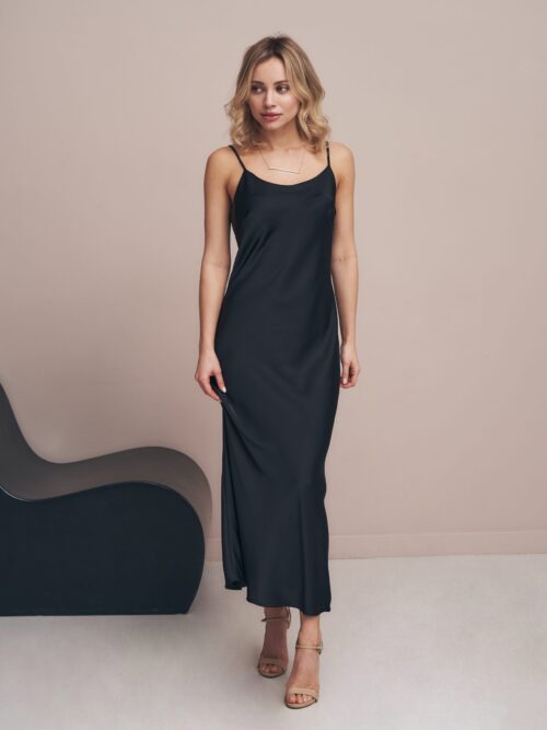 Черное шелковое платье в бельевом стиле купить онлайн